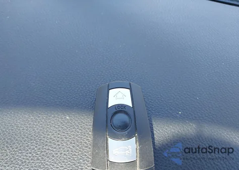 2008 BMW 328Xi из США, поврежденный, VIN WBAWV53568P078153